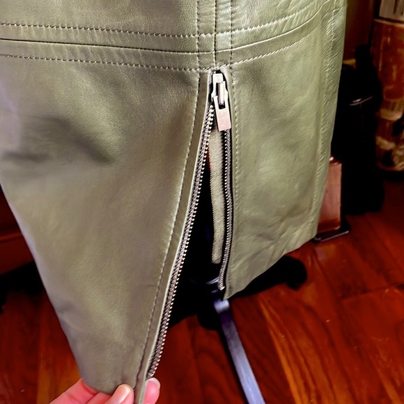 Talbots vintage💯 lamb skin leather skirt. Perfect condition! - Picture 3 of 11